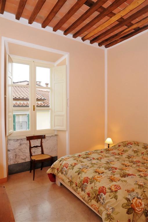 Bed and breakfast Cavour33 Massa (Tuscany)